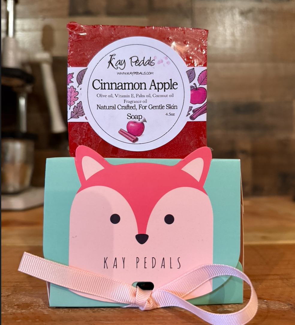 Cinnamon Apple Skincare Bundle Gift Set